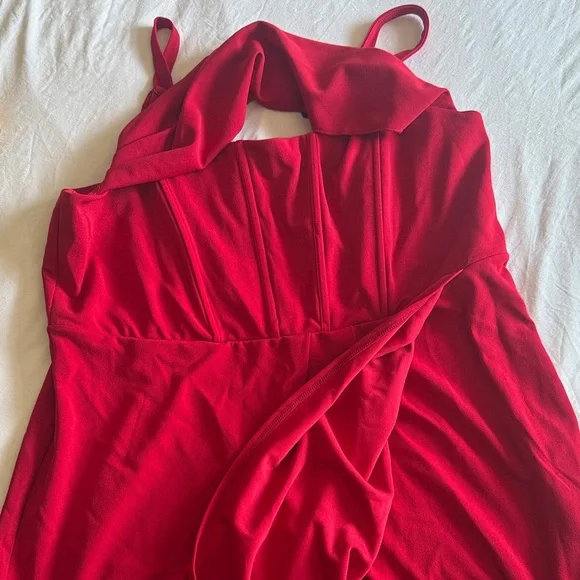 Elegant Red Women's Dress size 18 Torrid NWT - Picture 5 of 5